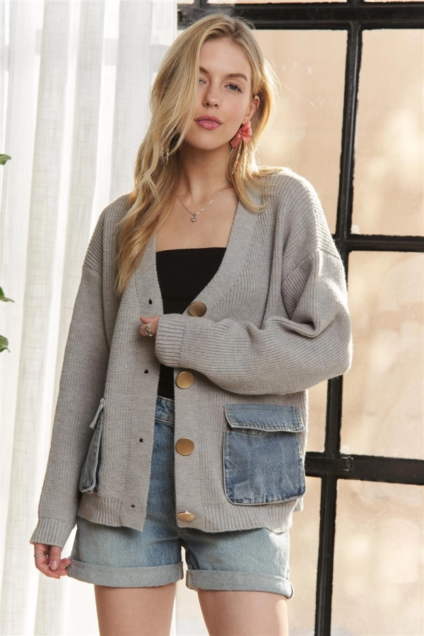 wholesale CESW3855A-BUTTONS STRIPED DENIM POCKETS CARDIGAN Adora